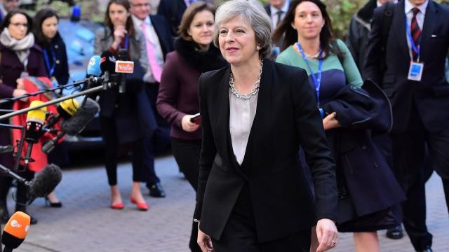 Brexit : Theresa May souhaite une sortie 
